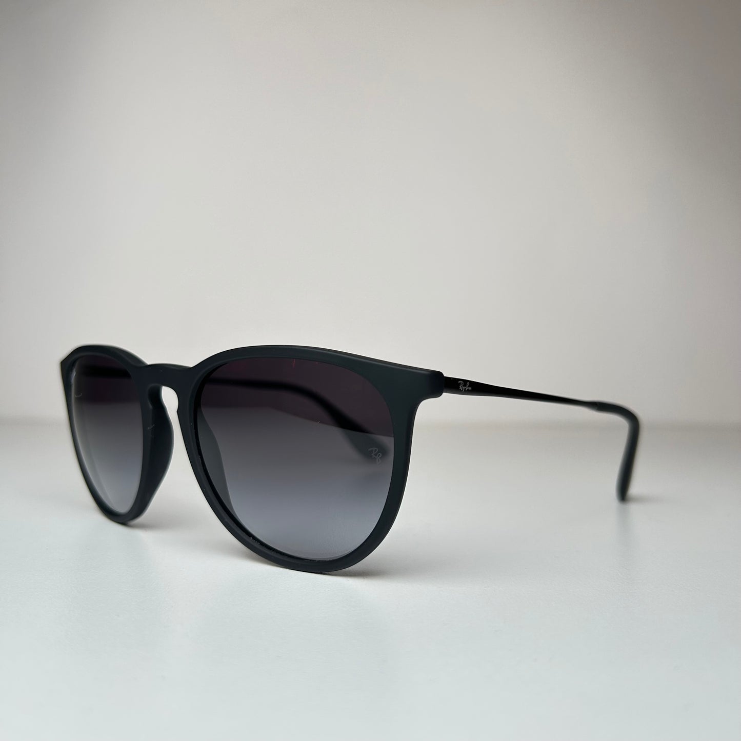 RayBan ERIKA