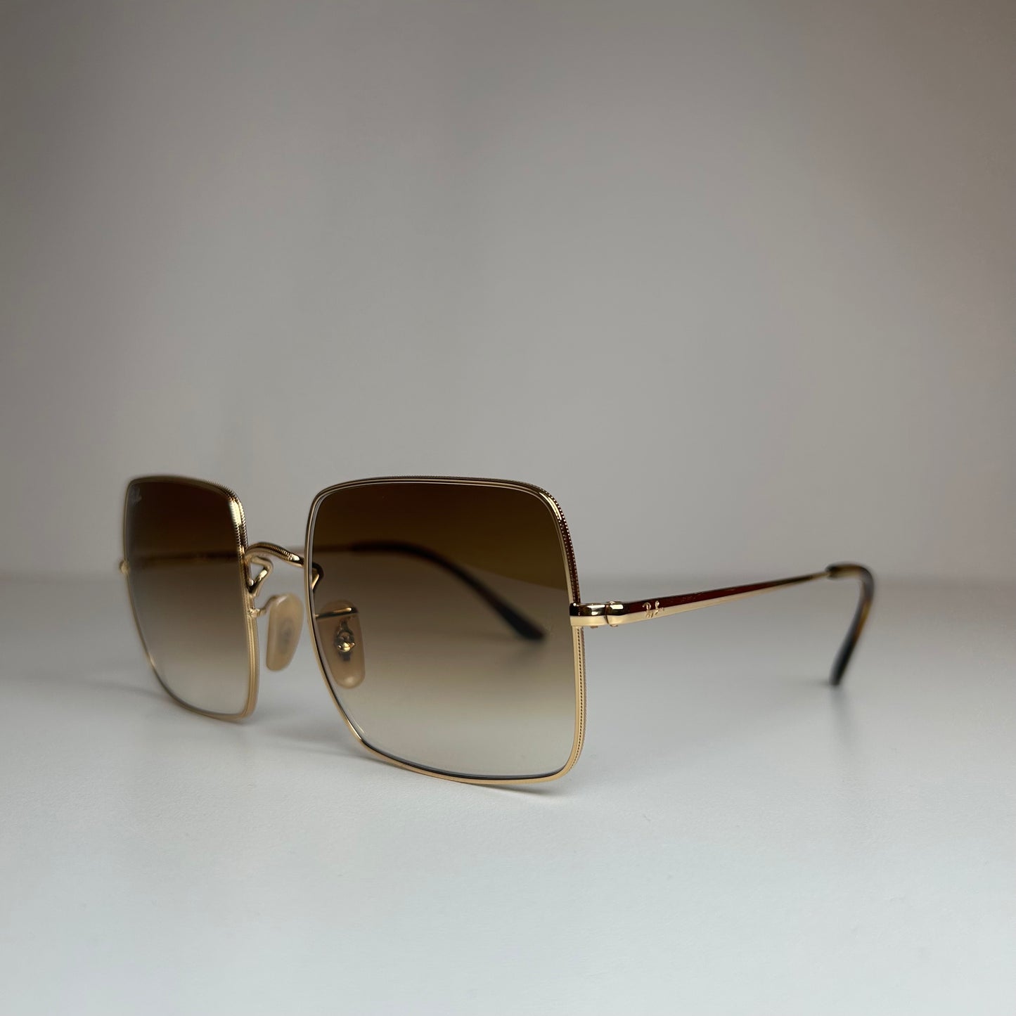 RayBan Square