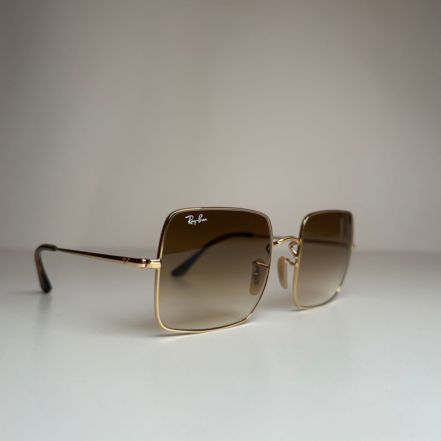 RayBan Square